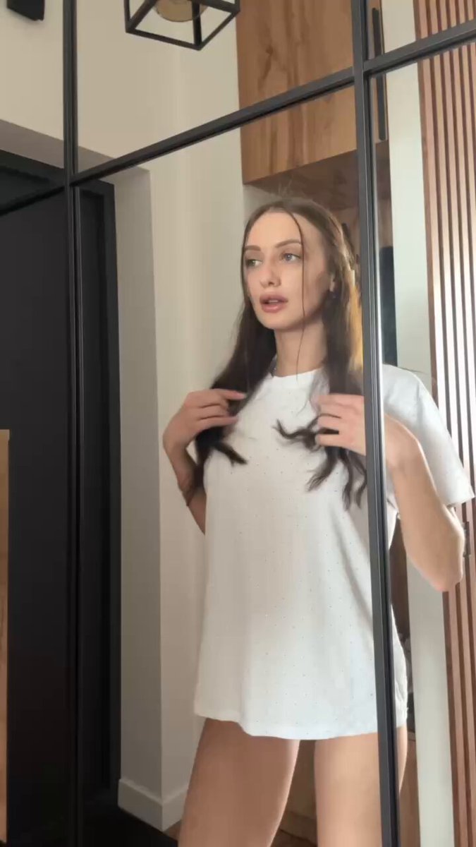 Brunette in an oversized white t-shirt in a mirror (@CBiasa41362)